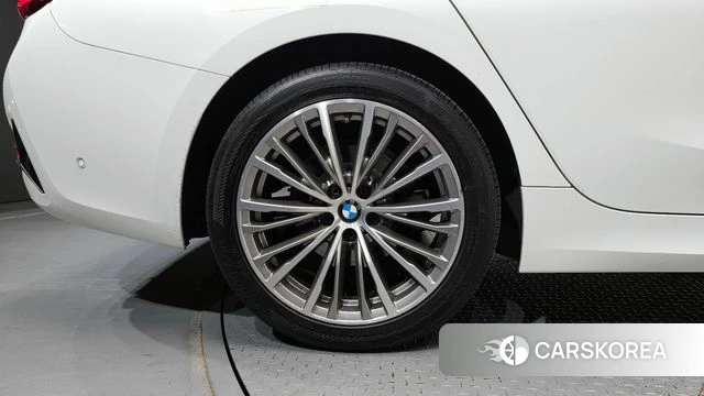 BMW 3 Series (G20) id 4284051 из Кореи 15