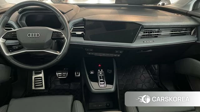 Audi Q5 e-tron 2025 Черный из Китая, фото 5