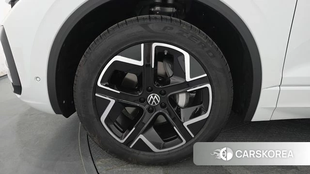 Volkswagen Touareg 3rd generation id 4612089 из Кореи 15