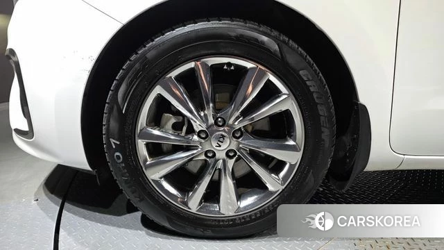 Kia The New Carnival id 4502492 из Кореи 15