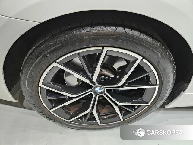 BMW 5 Series (G30) id 4511277 из Кореи 15