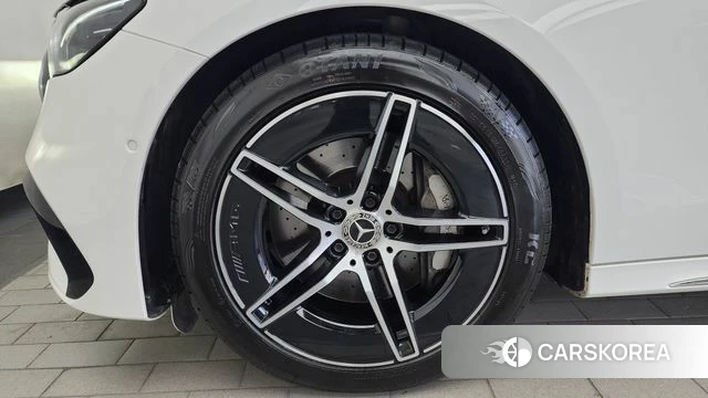 Mercedes-Benz E-Class W214 id 4516428 из Кореи 27
