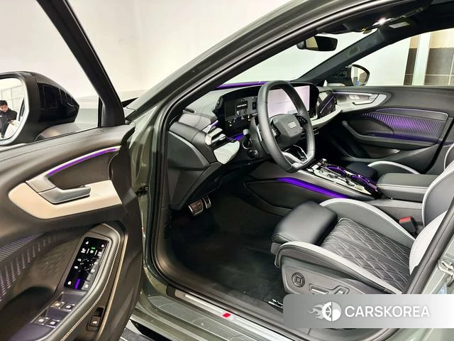 Audi A5L id 4235966 из Китая 10