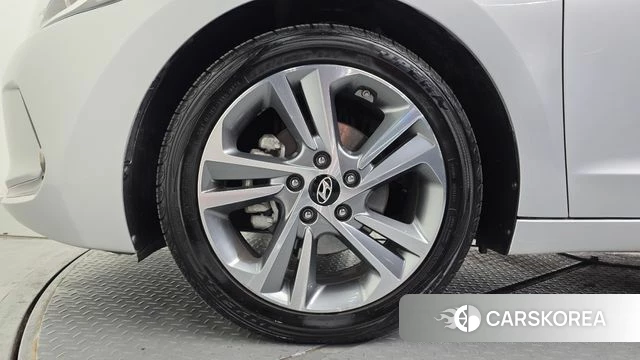 Hyundai Avante AD id 4944260 из Кореи 15