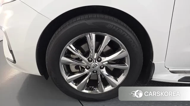 Kia The New Carnival id 3379875 из Кореи 15