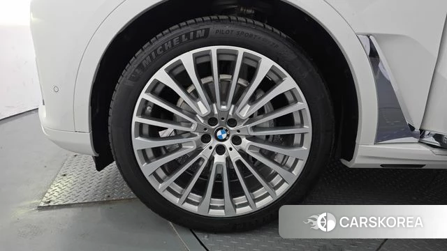 BMW X7 (G07) id 4562086 из Кореи 29