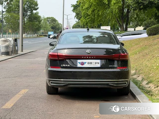 Volkswagen Passat id 4321360 из Китая 8