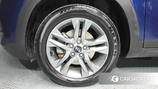 Kia Seltos id 4882000 из Кореи 26