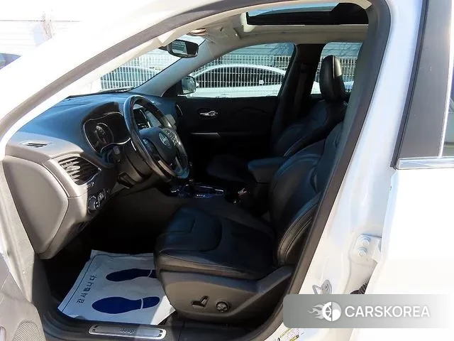 Jeep Cherokee (KL) id 3557379 из Кореи 15