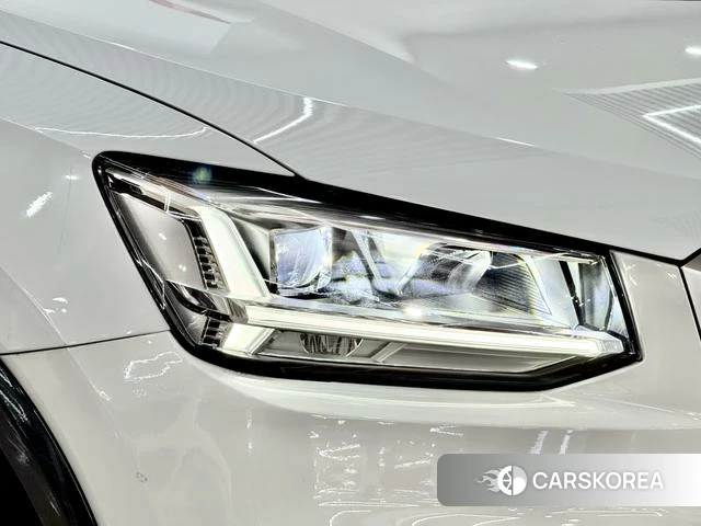 Audi Q2L e-tron id 4348393 из Китая 14
