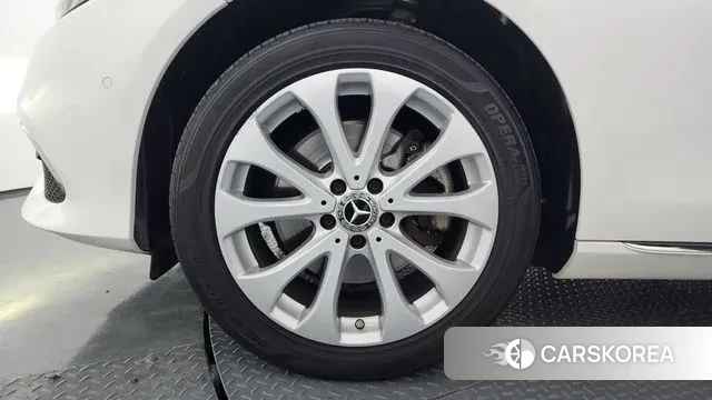 Mercedes-Benz E-Class W213 id 3789198 из Кореи 15