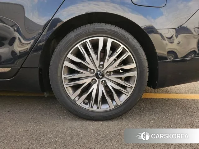 Kia K7 Premier Hybrid id 3621506 из Кореи 15