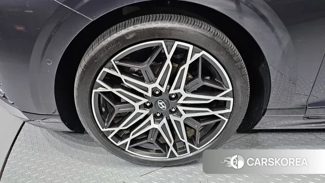 Hyundai Grandeur Hybrid (GN7) id 3256732 из Кореи 15