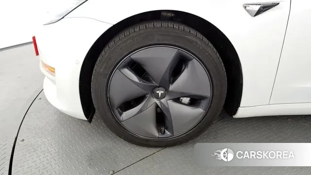 Tesla Model 3 id 3170699 из Кореи 15