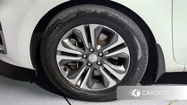 Kia The New Carnival id 3060951 из Кореи 15