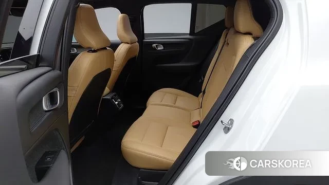 Volvo XC40 id 3529485 из Кореи 14