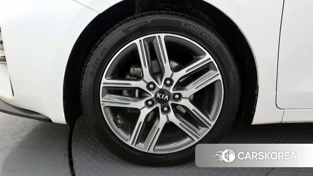 Kia Come New K3 id 3723475 из Кореи 15