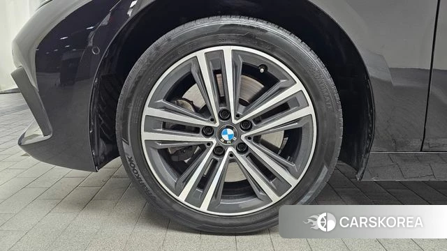 BMW 1 Series (F40) id 4355614 из Кореи 25