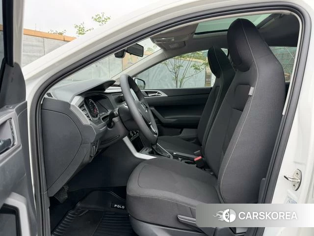 Volkswagen Polo id 4209516 из Китая 12