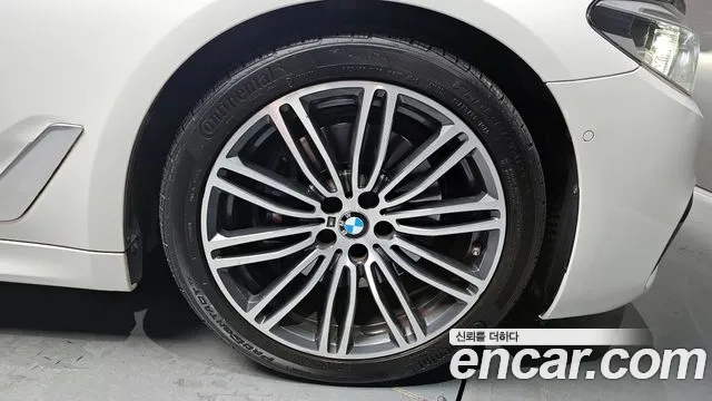 BMW 5 Series (G30) id 2946002 из Кореи 15