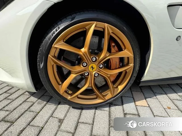 Ferrari GTC4 Russo id 3214893 из Кореи 15