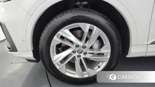 Audi Q7 (4M) id 3483733 из Кореи 15