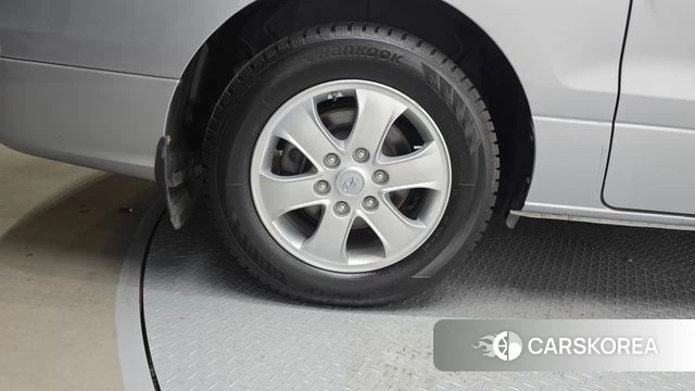 Hyundai The New Grand Starex id 4582162 из Кореи 29