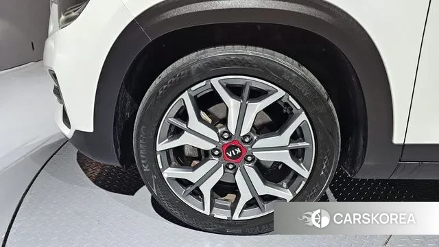 Kia Seltos id 3514673 из Кореи 15