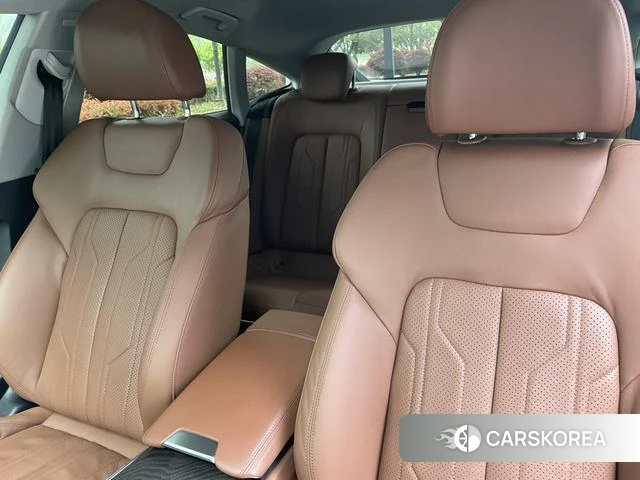 Audi A7 2021 Черный из Китая, фото 5