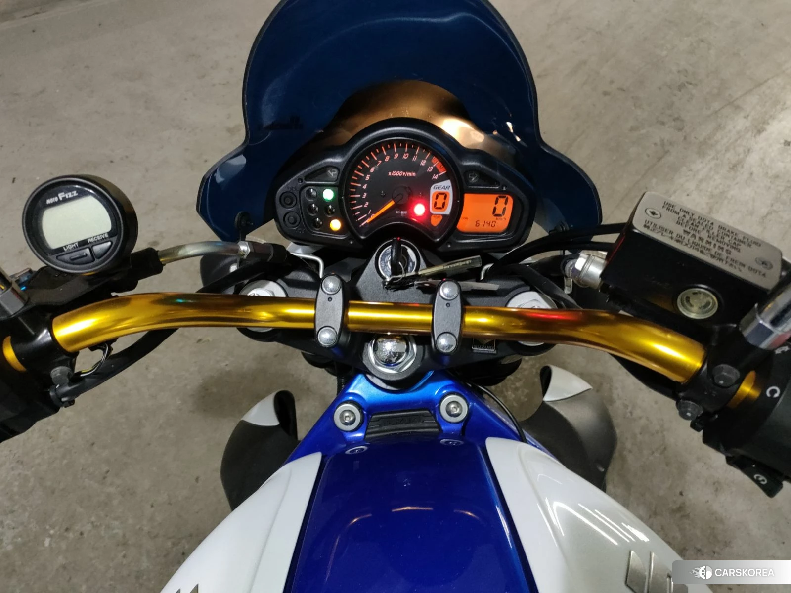 Suzuki GLADIUS 400 2011 из Японии, фото 5