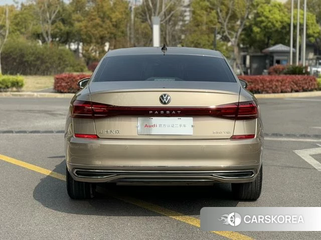 Volkswagen Passat id 3939422 из Китая 8
