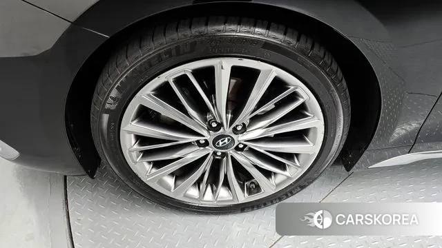 Hyundai Grandeur IG id 3239150 из Кореи 15