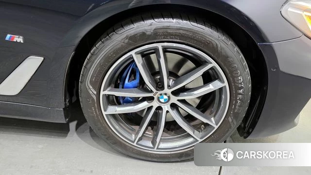 BMW 5 Series (G30) id 3826581 из Кореи 15