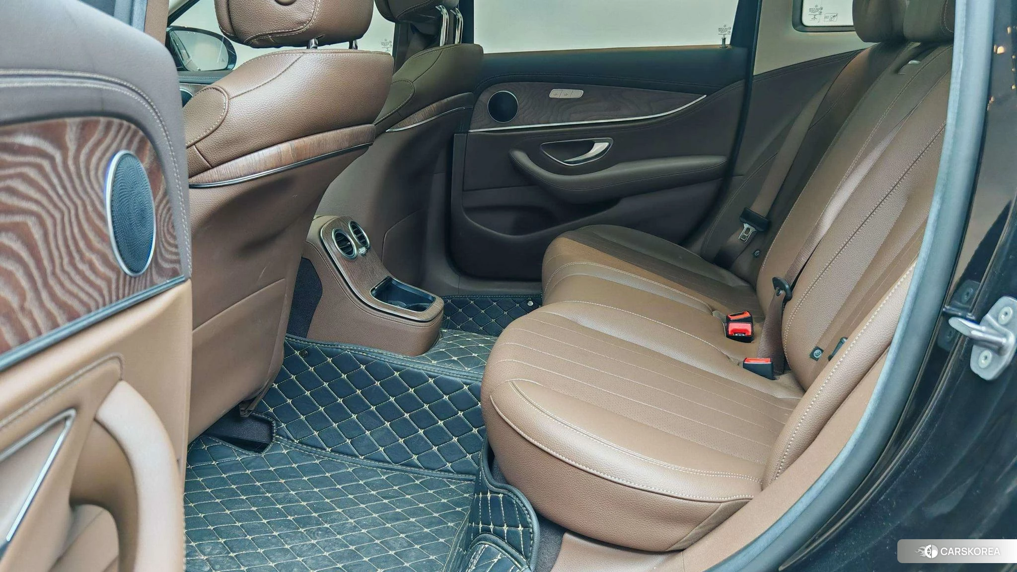 Mercedes-Benz E-class PHEV id 4473822 из Китая 14