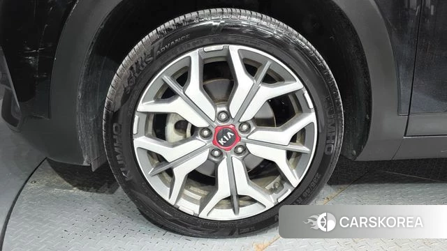 Kia Seltos id 4759707 из Кореи 26