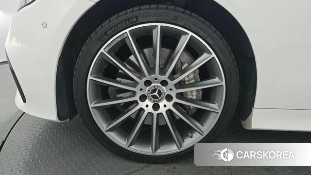 Mercedes-Benz E-Class W213 id 4774827 из Кореи 29