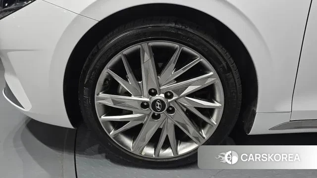 Hyundai The New Grandeur IG id 3452896 из Кореи 15