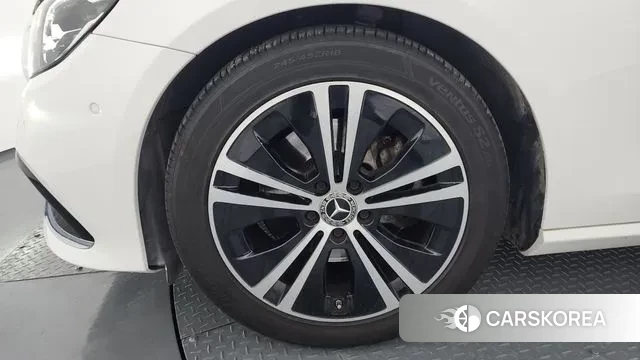 Mercedes-Benz E-Class W213 id 3493580 из Кореи 15