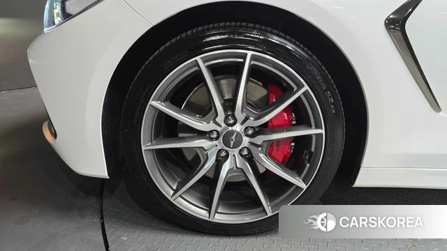 Genesis G70 id 3844616 из Кореи 16