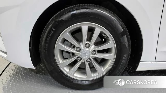 Hyundai The New Avante AD id 4424425 из Кореи 15