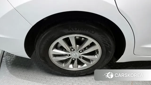 Hyundai The New Avante AD id 3434267 из Кореи 15