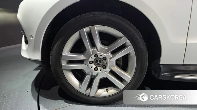 Mercedes-Benz GLE - Class W166 id 4356873 из Кореи 27