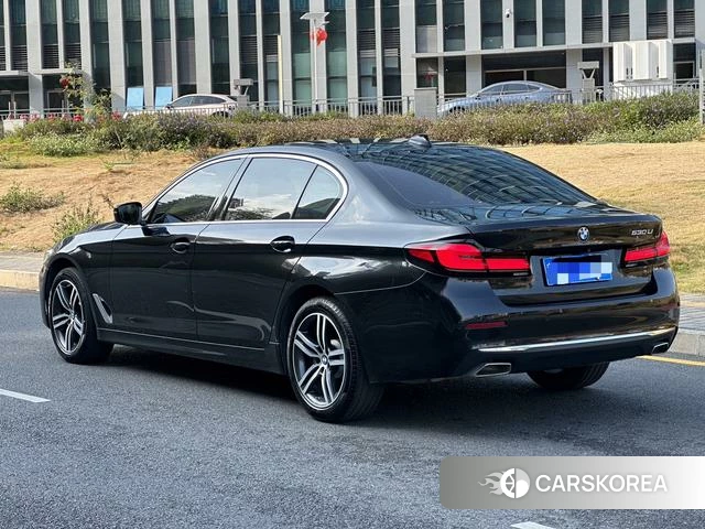 BMW 5 series 2021 Черный из Китая, фото 6