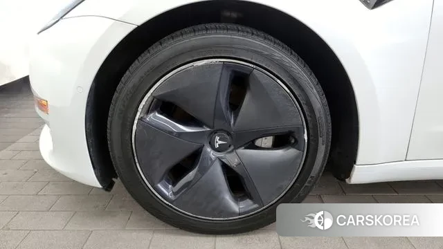 Tesla Model 3 id 2932164 из Кореи 15