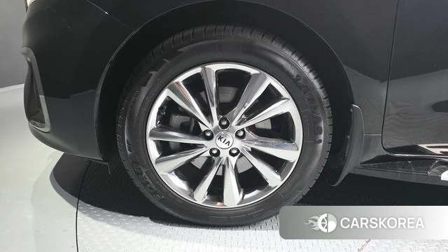 Kia The New Carnival id 4491146 из Кореи 29