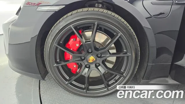 Porsche Taycan id 2690372 из Кореи 15