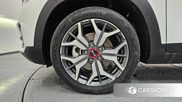 Kia Seltos id 4614477 из Кореи 28