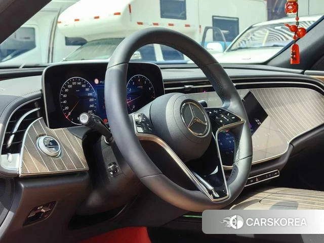 Mercedes-Benz E-class id 4278015 из Китая 18