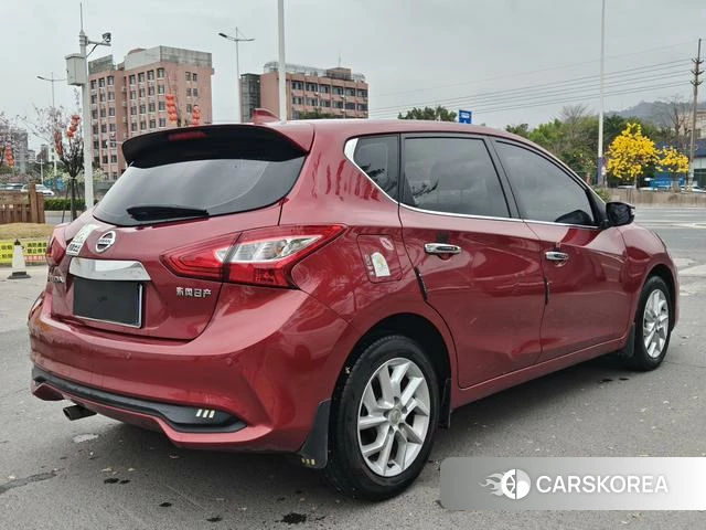 Nissan TIIDA id 4262563 из Китая 15