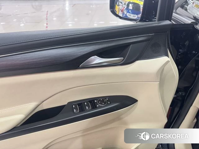 Buick GL8 id 3983293 из Китая 20